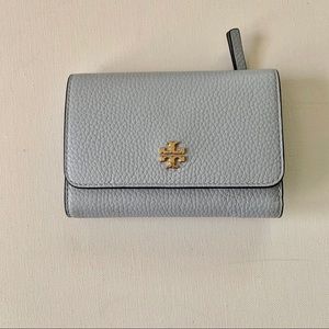 Tory Burch Carter Blue Pebbled Leather Wallet